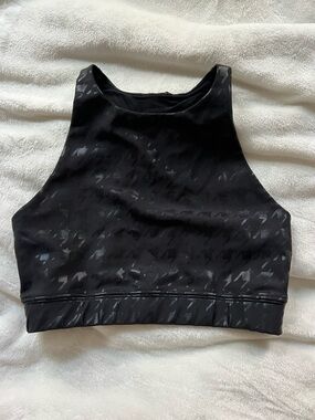 Peloton Black High-Neck Sports Bra with Subtle Houndstooth Shine